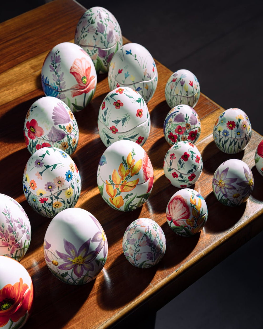 Collezione Pasqua 2026: Ceramiche Artigianali per una Tavola Indimenticabile